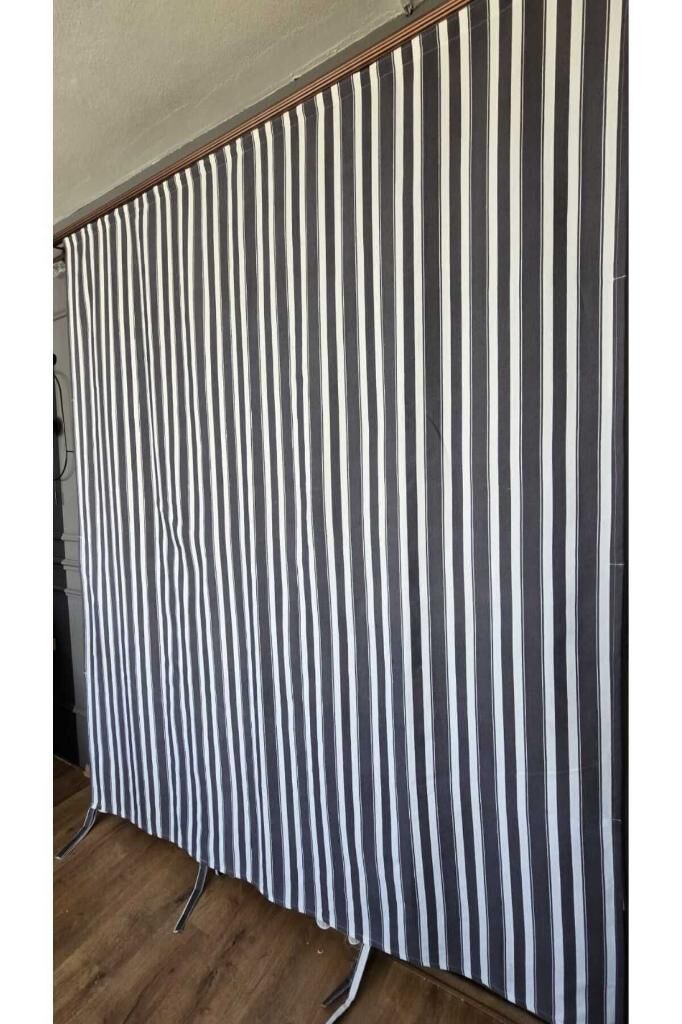 Balkon Perdesi Lüks 1.Sınıf Branda Kumaş EnxBoy Yağmur Geçirmez Kalın Bağcık Düğmeli Balkon Brandası 200 x 220 - Siyah Beyaz